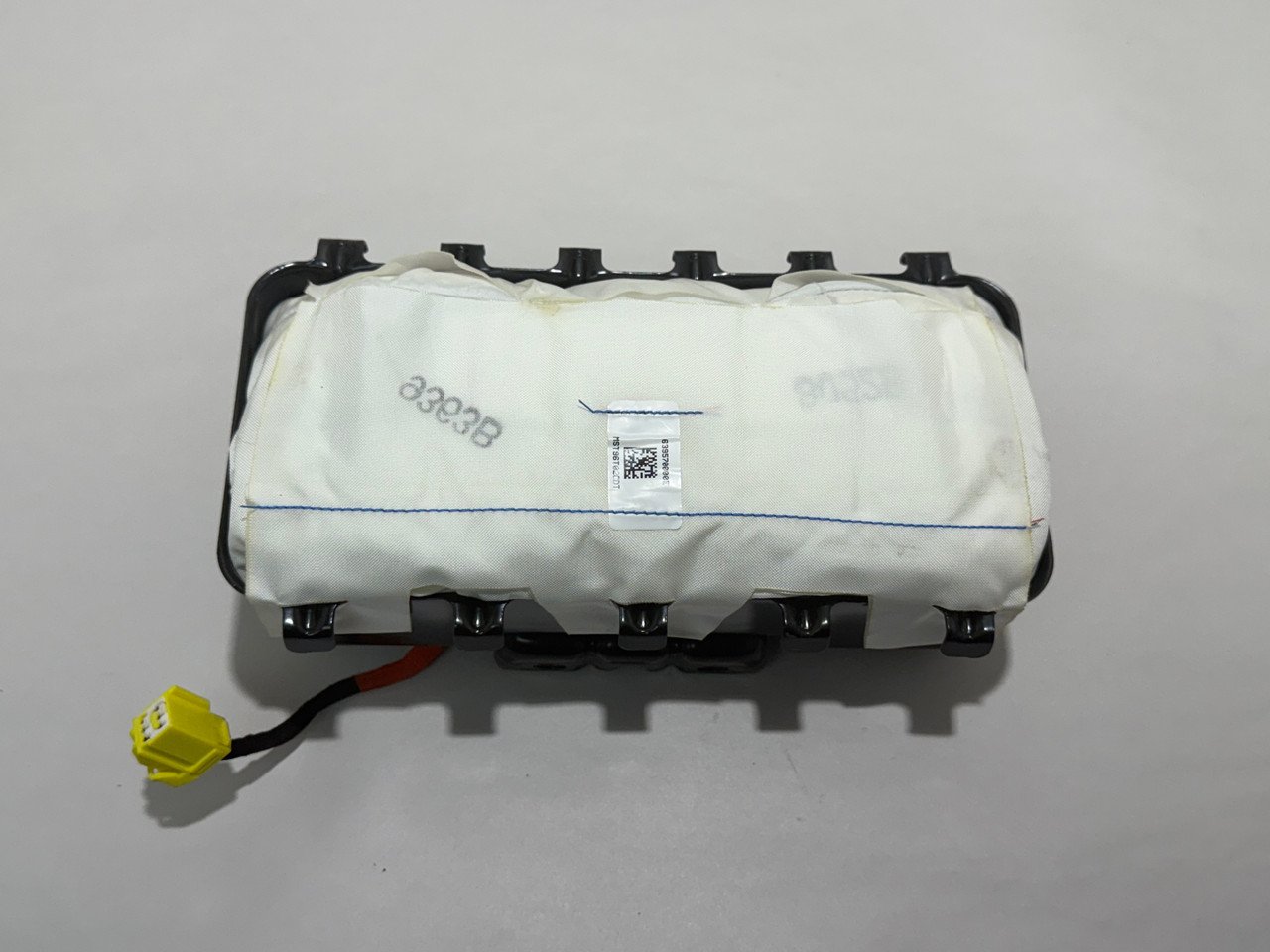 2018-2021 Jeep Wrangler JL Passenger Dashboard Air Bag / SRS / OEM / JL011