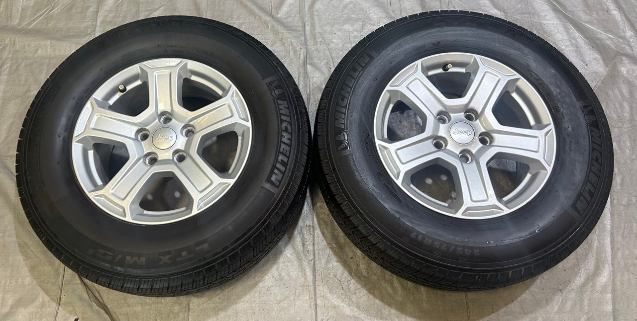 2018-2023 Jeep Wrangler JL 17x7.5" Wheels Rims w/ Michelin Tires / Pair / JK014