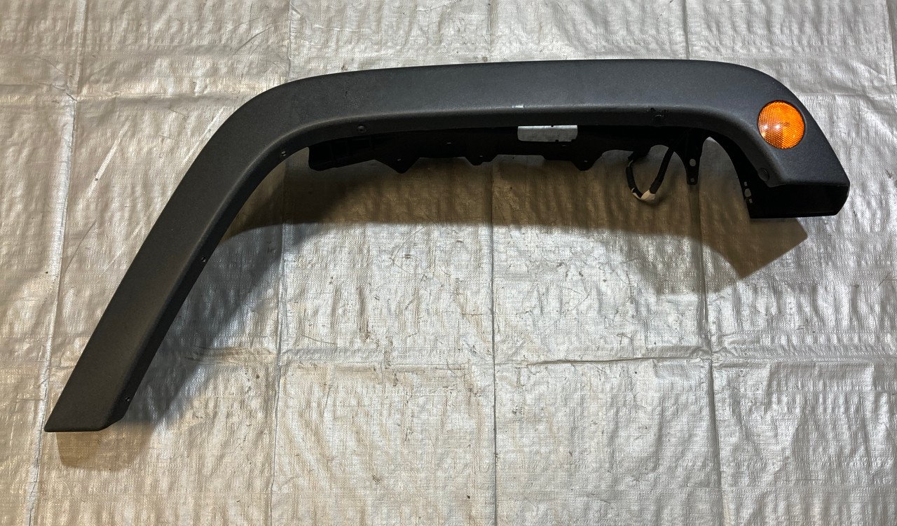2007-2017 Jeep Wrangler JK Passenger Front Wheel Arch Flare / Textured Black / Granite Crystal Metallic JK016