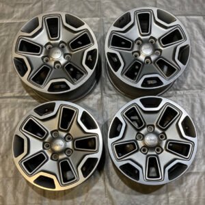 2013-2017 Jeep Wrangler JK Rubicon 17" OEM Wheels Rims / Set of 4 / JK015