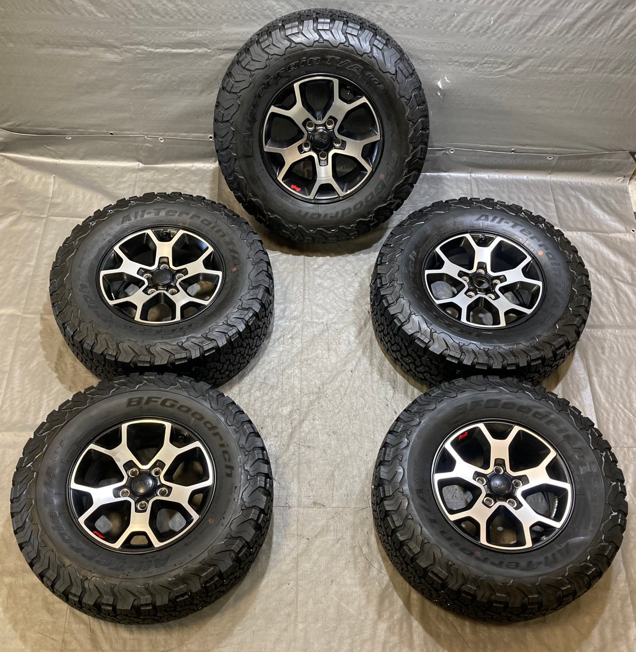2018-2024 Jeep JL Wrangler JT Gladiator Rubicon 17x7.5" Wheels Rims w/ Tires / Set of 5 / JL009