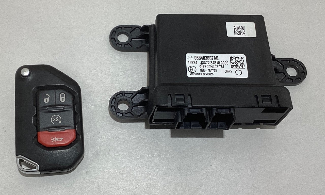 2019 Jeep Wrangler JL Keyless Entry Receiver Module w/ Key Fob / JL004