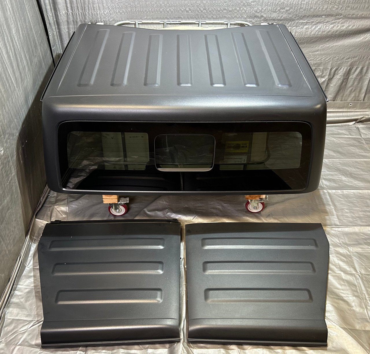 2020-2024 Jeep Gladiator JT OEM Removable Hard Top Assembly w/ Freedom Panels / Black / JT004