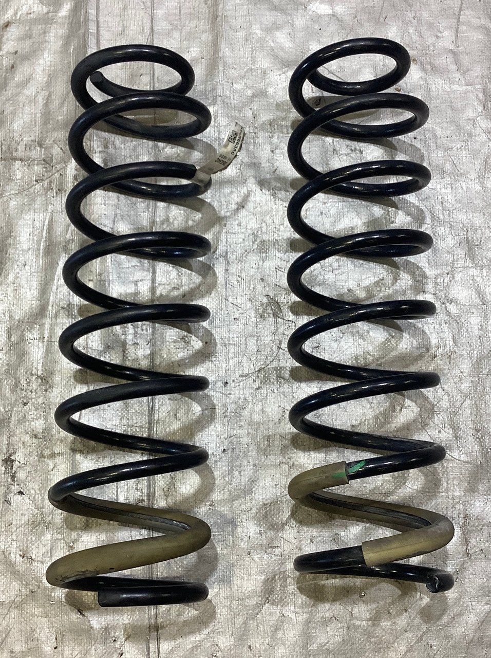 2018-2021 Jeep Wrangler JL Unlimited 4DR Rubicon Front Coil Springs / Pair / JL008