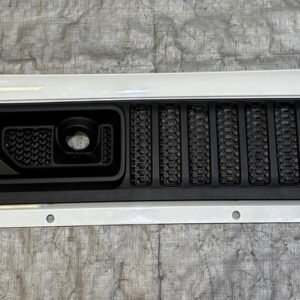 2018-2024 Jeep Wrangler JL / Gladiator JT OEM Wiper Cowl Trim Panel / Bright White JT003