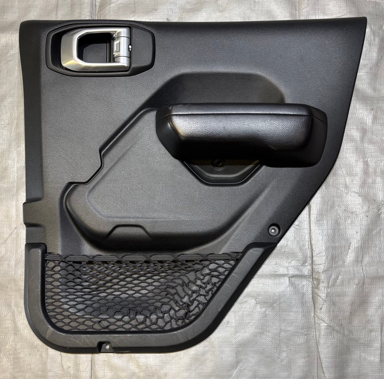2018-2021 Jeep Wrangler JL Unlimited Sport Passenger Side Rear Interior Door Panel / JL012