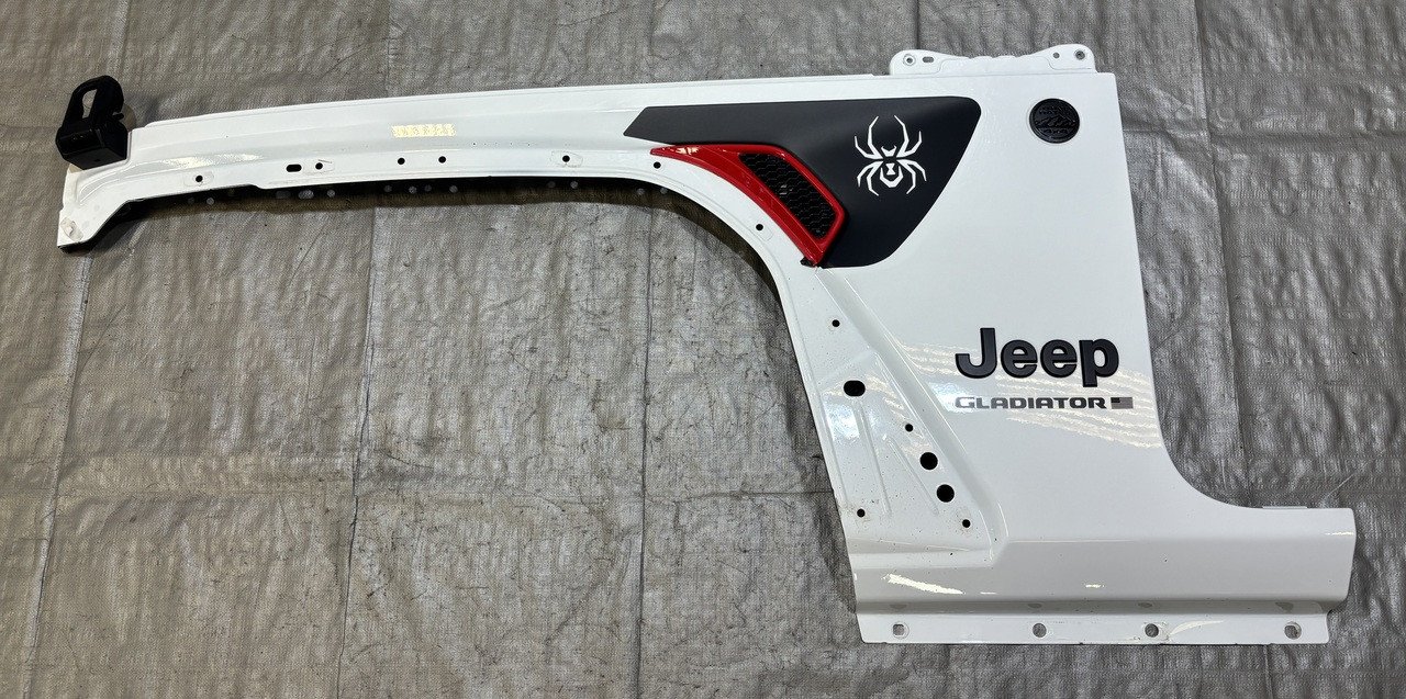 2018-2024 Jeep Wrangler JL / Gladiator JT Driver Front Fender Apron Panel / Bright White JT003