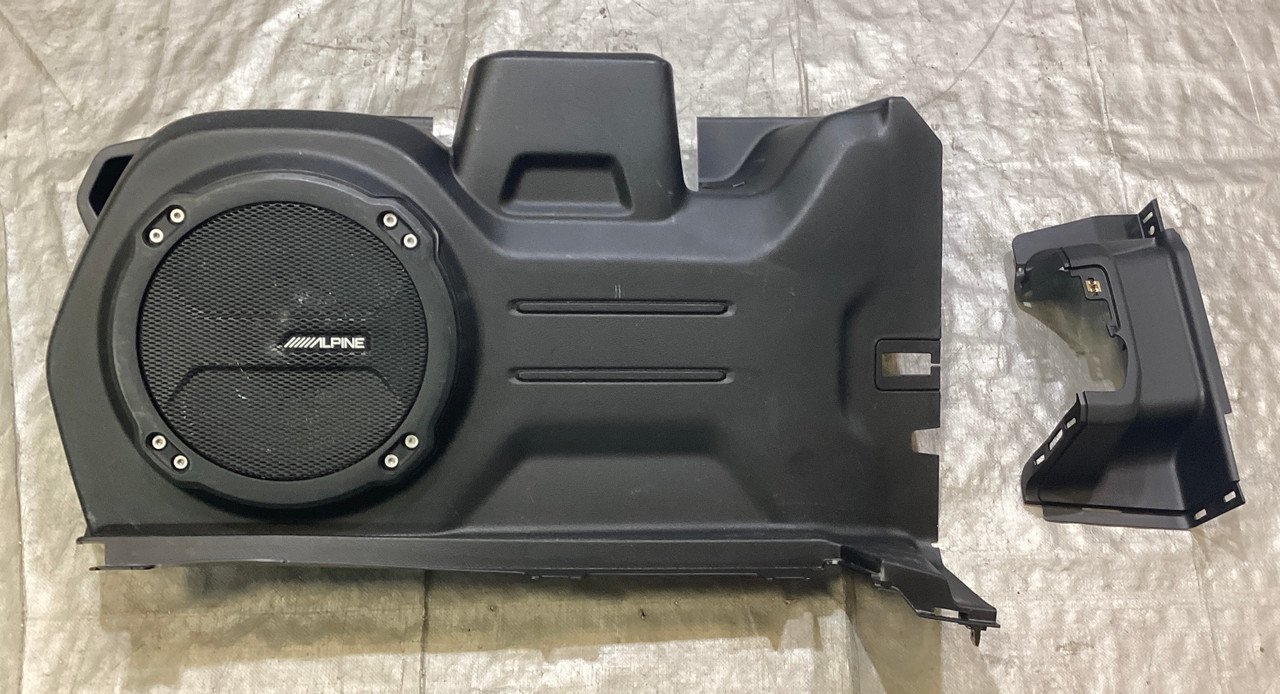 2018-2023 Jeep Wrangler JL Unlimited 4DR OEM Alpine Audio Subwoofer w/ Housing Panel / JL008