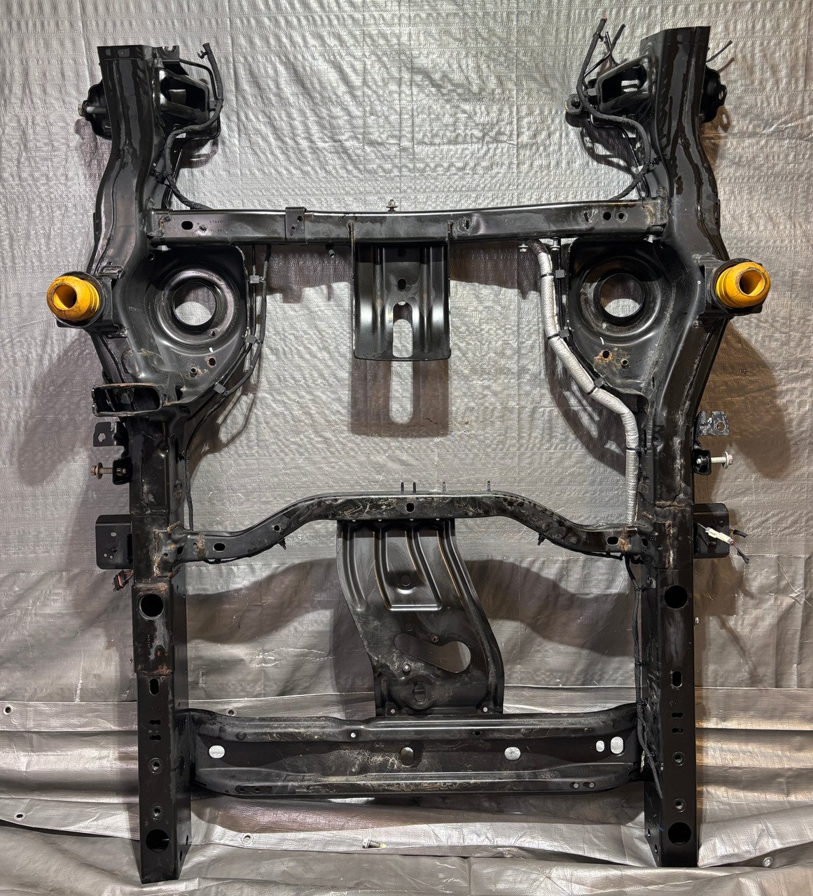 2020-2024 Jeep Gladiator JT Rear Bed Frame Rail Cut / OEM / JT003