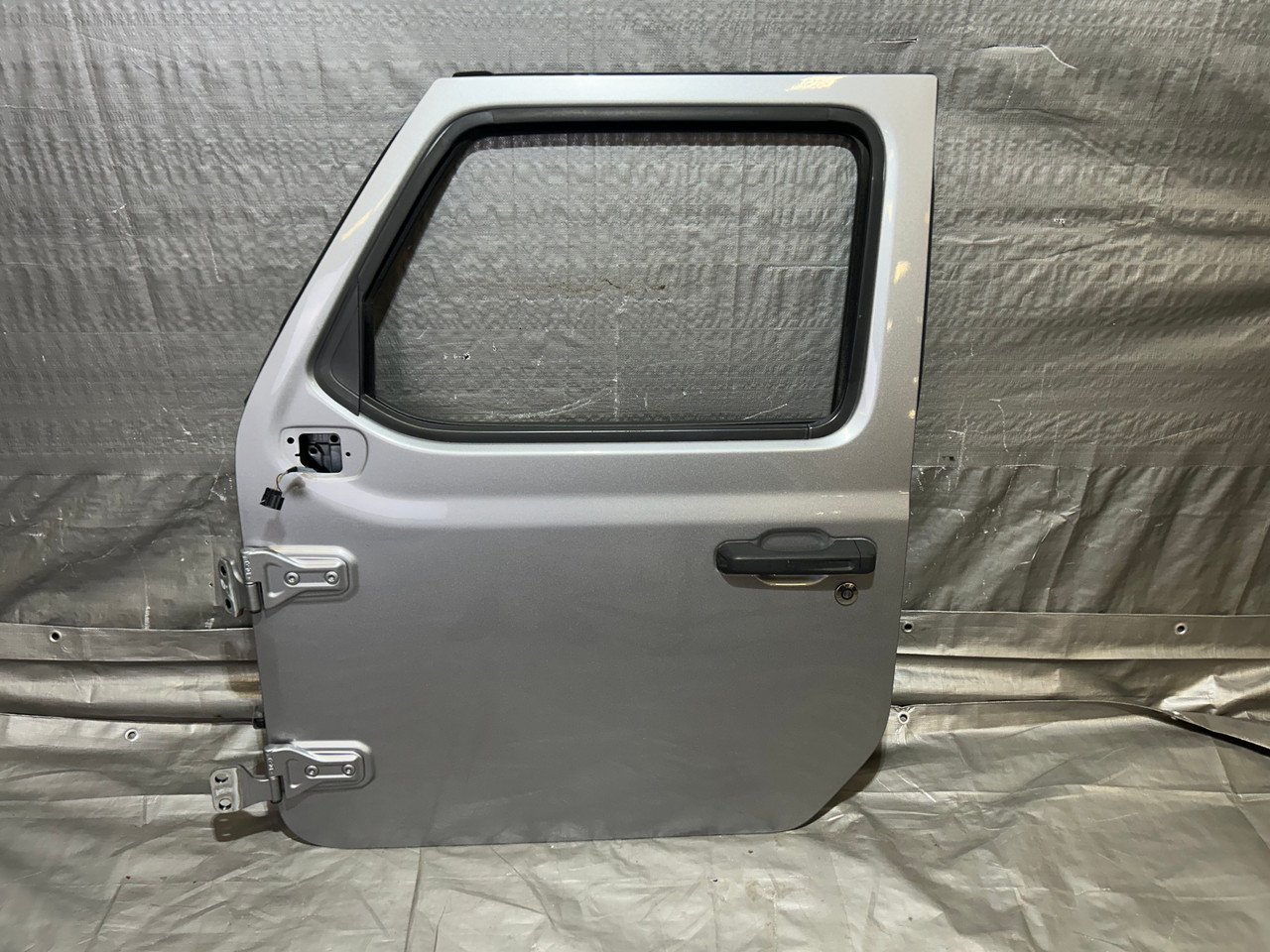 2018-2024 Jeep Wrangler JL Unlimited 4DR / Gladiator JT Driver Front Door Assembly / Billet Silver Metallic JL012