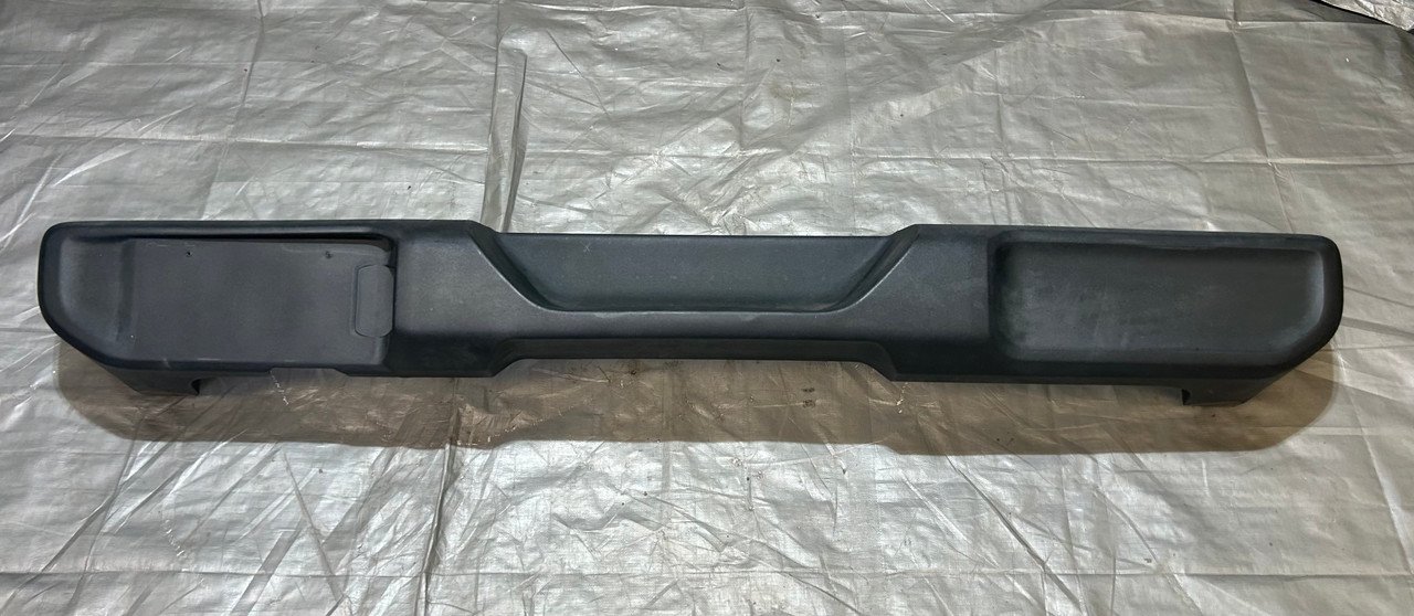2018-2024 Jeep Wrangler JL Sport OEM Rear Plastic Bumper Beam / JL012